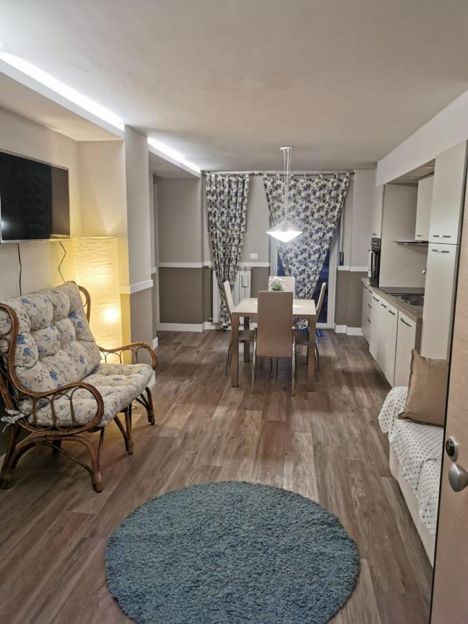 La Casa Di Domitilla Л'Акуила Экстерьер фото